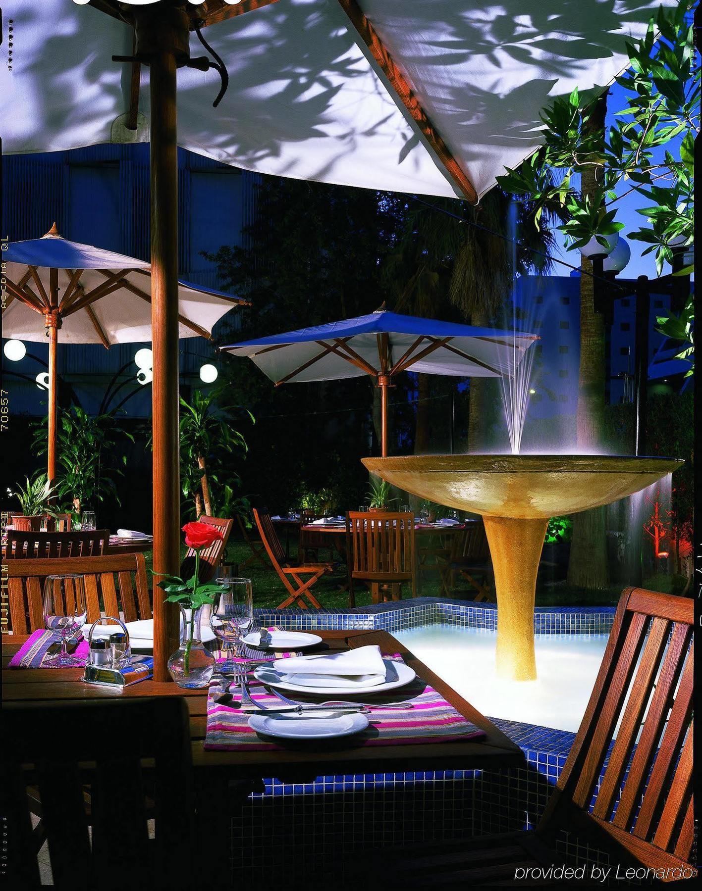 Al Khozama Hotel Riyad Restaurant photo